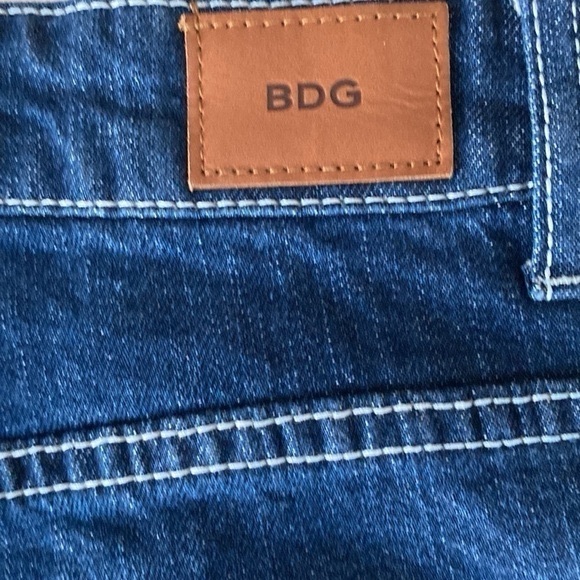 BDG Super High Rise FOXY Jean Denim Shorts Womens Size 27W Cuffed Button Fly - Picture 8 of 10